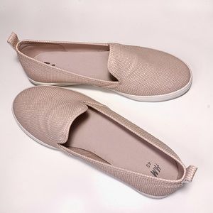 Light pink / beige snakeskin print slip on flats